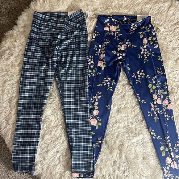 Aeropostale leggings Womens medium Set of 2 - Picture 1 of 10